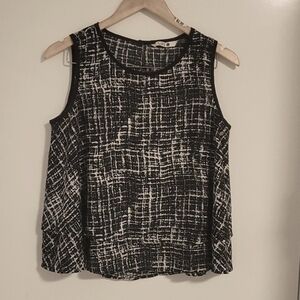 Pattern short-sleeved blouse
